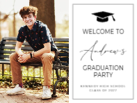 (24 x 18) Modern Grad Hat