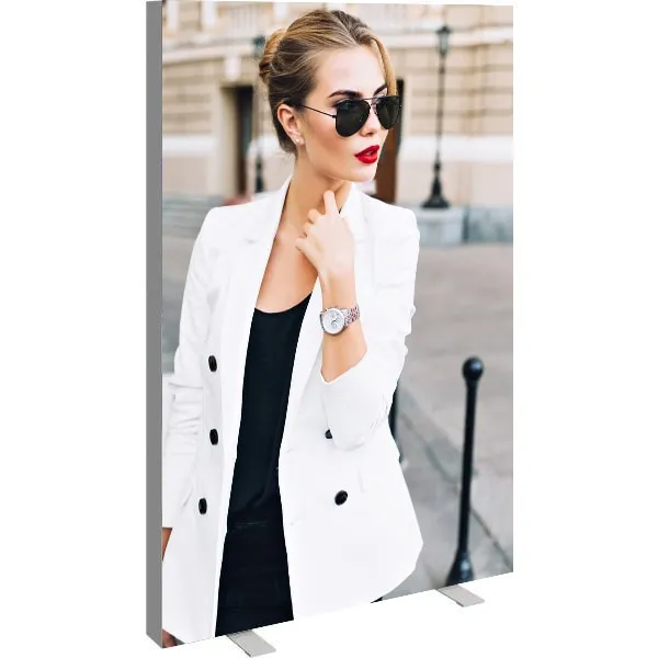 4 ft x 6 ft Vector Frame Backlit Display 2