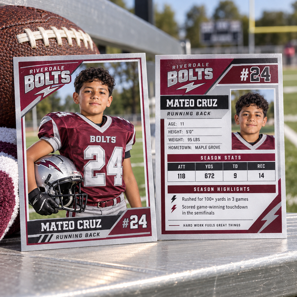 https://d2zn16t8uygl6t.cloudfront.net/printsonp/images/product/personalized-sports-cards-15.png